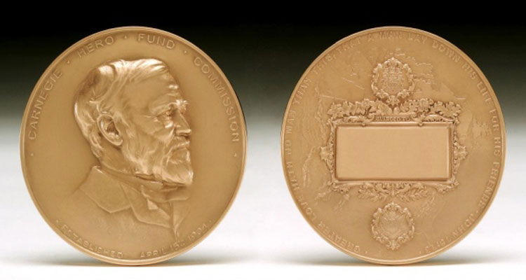 Seven Canadians are among 24 people being honoured with medals and cash from the Pittsburgh-based Carnegie Heroes Fund Commission. (www.carnegiehero.org)