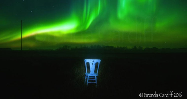 The Prairie Chair enjoying some spectacular Northern lights. (Courtesy of  Brenda Cardiff)