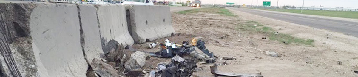 Debris still litters scene of overnight crash. (Dan Zakreski/CBC)